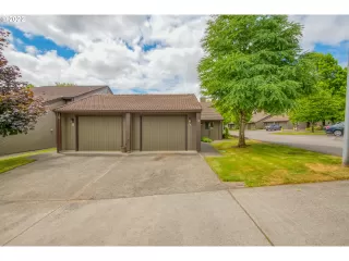 Photo #1: 22140519 Listing 