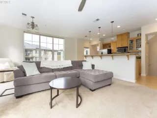 Photo #3: 22141340 Listing