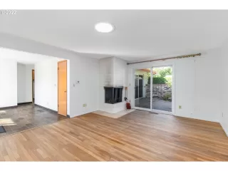 Photo #3: 22142452 Listing 