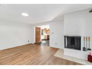 Photo #4: 22142452 Listing 