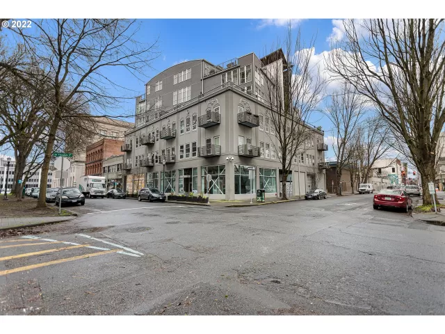 MLS: 22143750 Condo For Sale