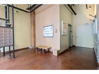 Photo #3: 22143750 Listing