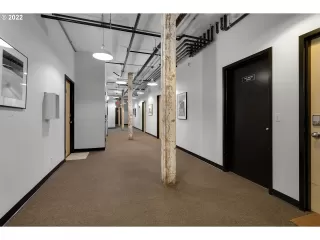 Photo #6: 22143750 Listing