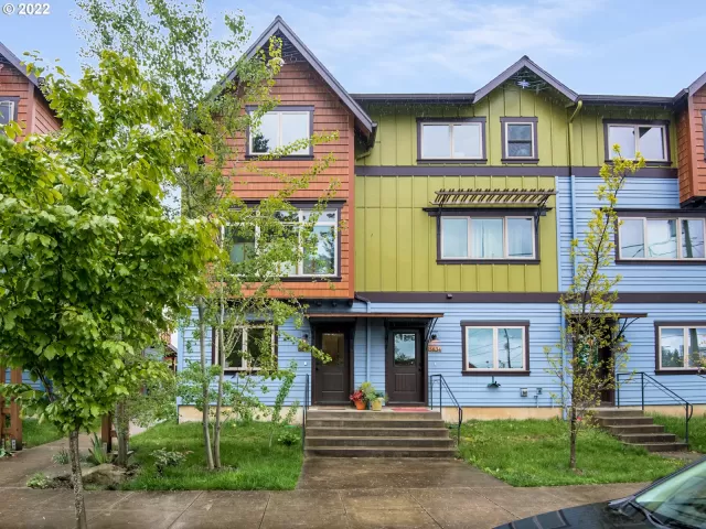 MLS: 22143804 Condo For Sale