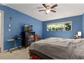 Photo #5: 22144748 Listing