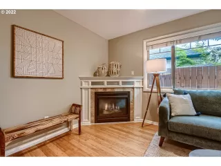 Photo #6: 22145257 Listing 