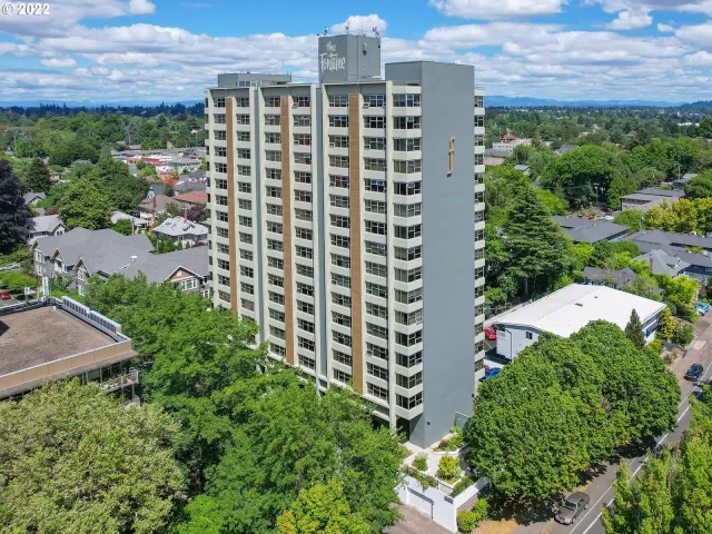 MLS: 22146349 Condo For Sale