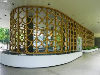 Photo #3: 22146349 Listing