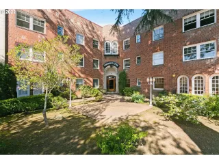 Photo #2: 22147333 Listing