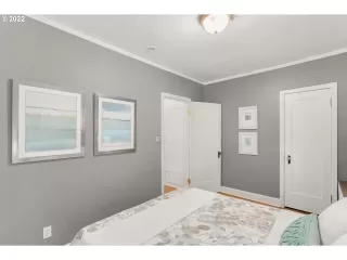 Photo #4: 22147333 Listing