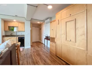 Photo #3: 22147755 Listing 