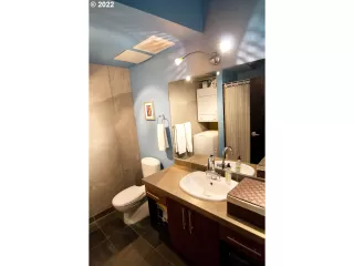 Photo #4: 22147826 Listing