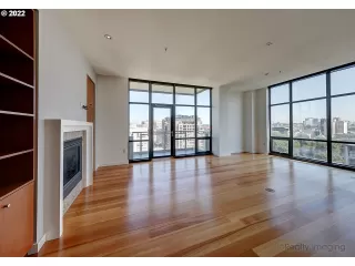 Photo #2: 22148458 Listing 