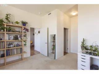 Photo #2: 22148546 Listing