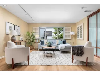 Photo #3: 22148635 Listing 