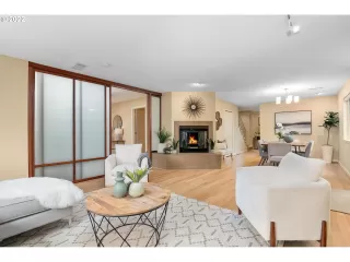 Photo #4: 22148635 Listing 