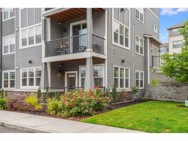 MLS: 22150496 Condo For Sale