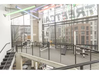 Photo #2: 22151118 Listing