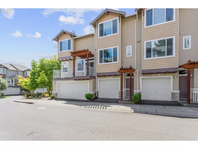 MLS: 22151396 Condo For Sale