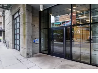 Photo #1: 22153011 Listing