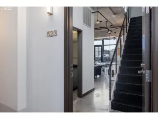 Photo #2: 22153011 Listing