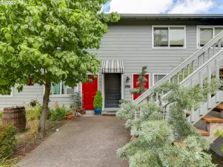 Photo #1: 22153141 Listing