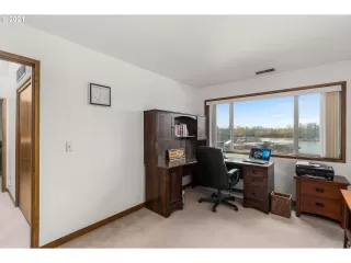 Photo #2: 22153299 Listing