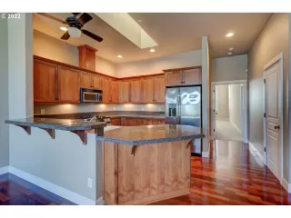 Photo #5: 22154008 Listing 