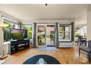 Photo #6: 22154126 Listing 