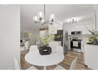 Photo #3: 22154360 Listing