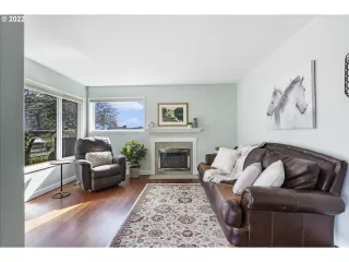 Photo #1: 22154856 Listing