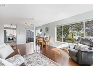 Photo #2: 22154856 Listing