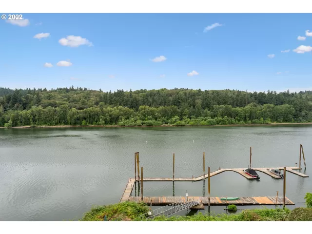 MLS: 22154905 Condo For Sale