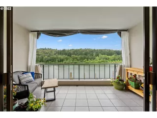 Photo #2: 22154905 Listing