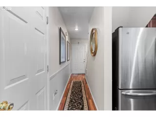 Photo #3: 22155268 Listing