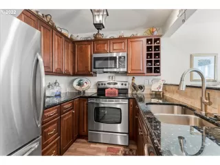 Photo #4: 22155268 Listing