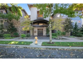 Photo #2: 22155458 Listing