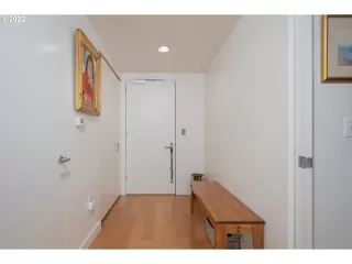 Photo #3: 22156187 Listing