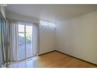 Photo #6: 22156816 Listing 