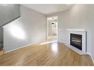 Photo #4: 22157300 Listing 