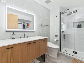 Photo #1: 22158657 Listing