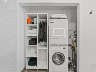 Photo #2: 22158657 Listing