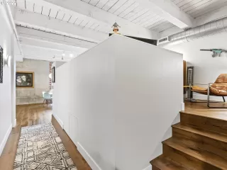 Photo #3: 22158657 Listing