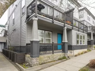 Photo #1: 22158858 Listing