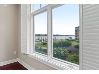 Photo #4: 22159043 Listing