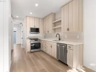 Photo #3: 221591243 Listing 