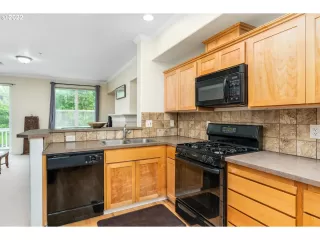 Photo #1: 22159431 Listing 