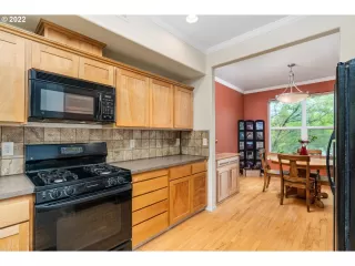 Photo #2: 22159431 Listing 