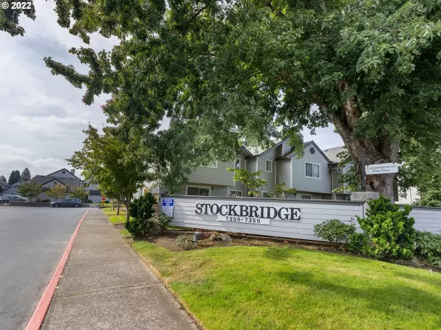 MLS: 22159485 Condo For Sale