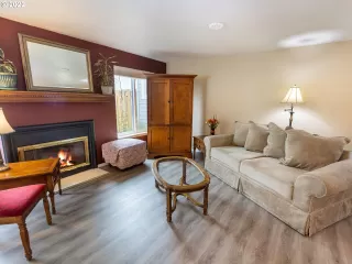Photo #5: 22159485 Listing 